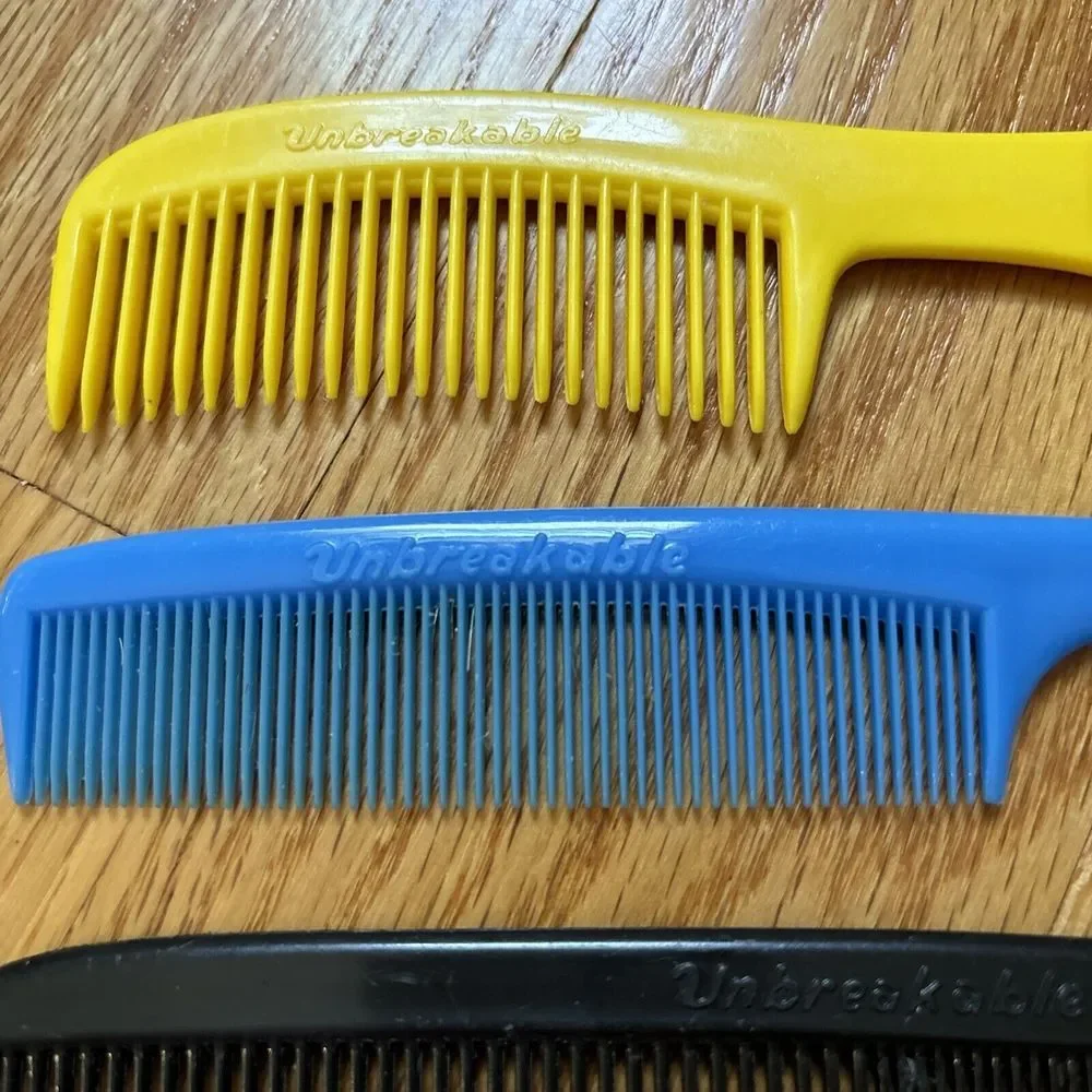 Vintage Unbreakable Lot Of 3‎ Rat Tail Comb And More